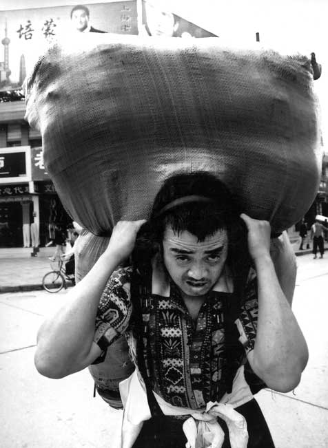 HOU YIMIN'S IMAGES